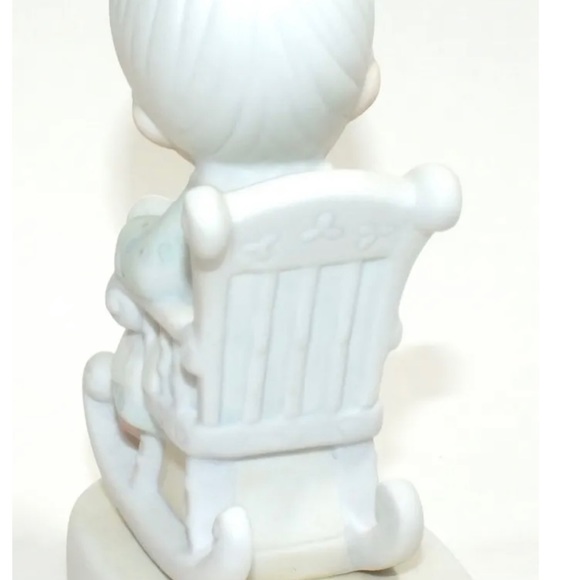 Precious Moments vintage figurine “ The Purr-Fect Grandma” - Picture 8 of 10